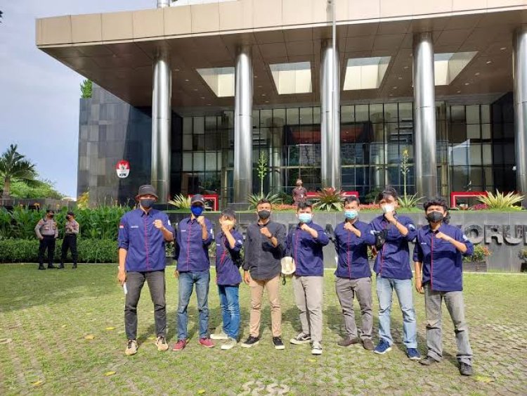Himlab Jakarta Geruduk KPK Menuntut KPK Usut Korupsi Dinas Pendidikan Labuhanbatu Selatan