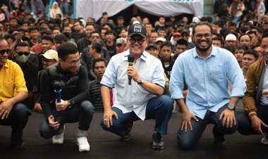 Deklarasi BM 02 Riau, RZ Membakar Semangat Anak Muda untuk Menangkan Prabowo-Gibran