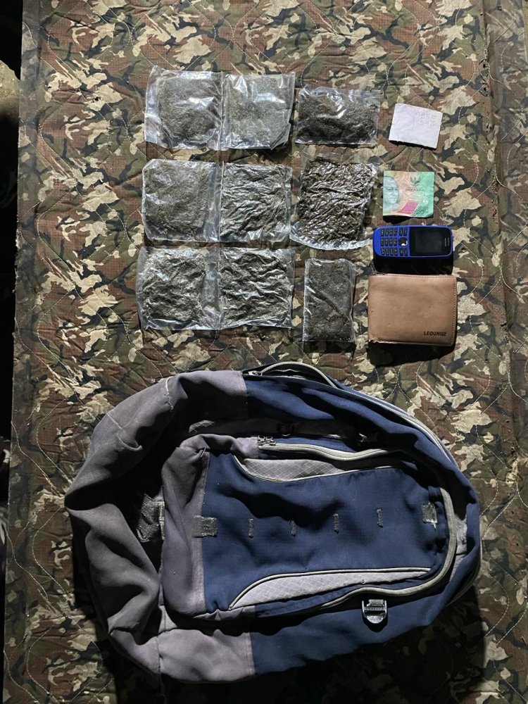 Satgas Yonif 122/TS Berhasil Menggagalkan Upaya Penyelundupan Narkoba Jenis Ganja sebanyak 500 Gram di Jalur Perlintasan Jayapura-Wamena