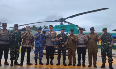 Danrem 031/WB, Kapolda Riau, dan Danlanud Roesmin Nurjadin Tinjau Kesiapan TPS di Pemilu 2024 di Pulau Terluar Inhil