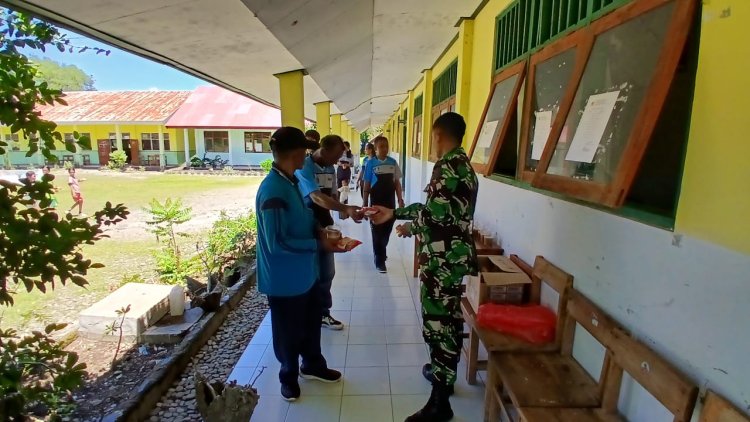 Pos Oepoli Tengah Satgas Yonkav 6/Naga Karimata Berkontribusi dalam Perbaikan Gizi dan Pendidikan Anak di Daerah Perbatasan
