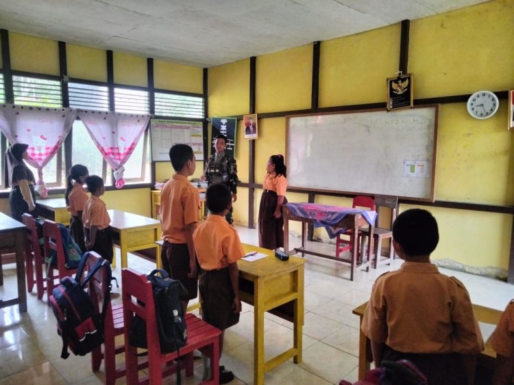 Satgas Yonarmed 10 Kostrad Berperan Sebagai Tenaga Pendidik (Gadik) di Perbatasan RI – Malaysia