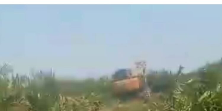 Diduga Eskavator Terlibat dalam Pengelolaan Areal Kawasan Zona Hijau yang Akan Dialih Fungsikan menjadi Kebun Kelapa Sawit