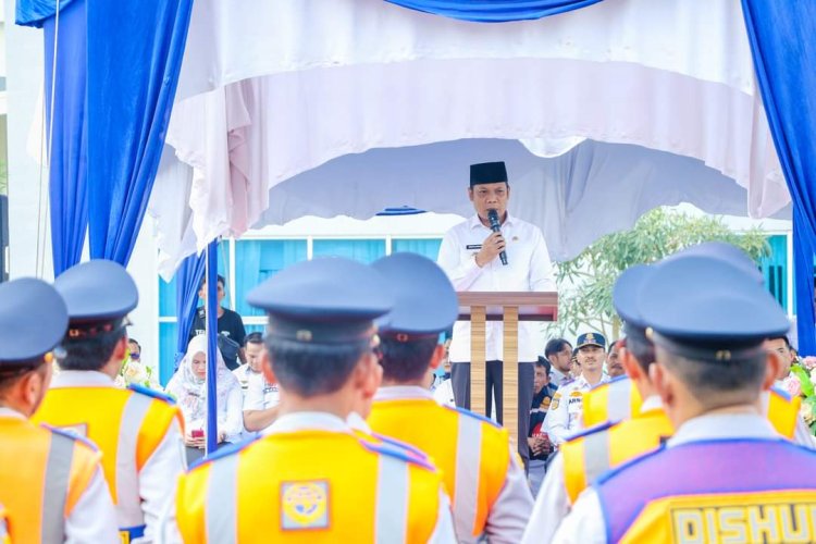 Pj Walikota Meluncurkan Layanan Cepat LPJU dan Bus TMP Gratis untuk ASN dalam Acara Peluncuran