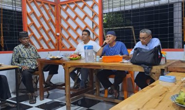 Rapat Pengurus RT 03 RW 04 Tangkerang Barat Marpoyan Damai: Agenda dan Hasilnya