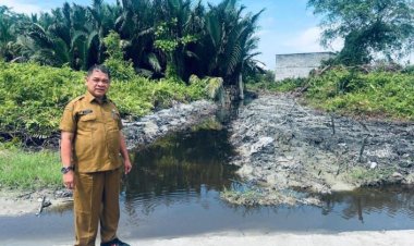 Drainase Jalan Baik-Baik Tembus Sungai Pabrik
