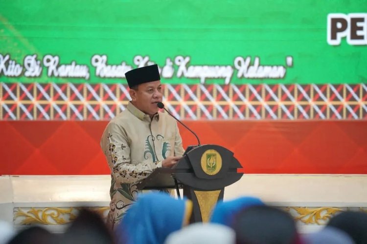 Bupati Kuansing Kukuhkan IKKS Pekanbaru Bersama Gubernur Riau