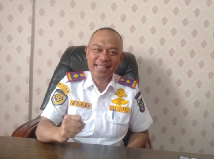 Jalan Km 55 Pelalawan Ditutup untuk Kendaraan Berat