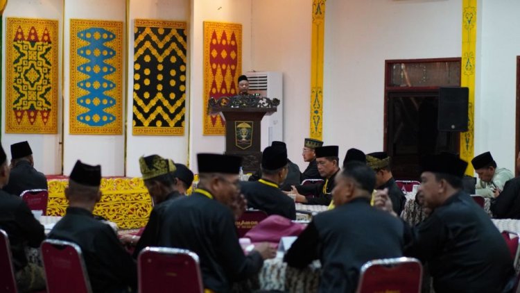 LAMR Usul Gelar Adat untuk Prabowo & Gaungkan DIR