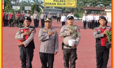 Polres Rohil Hadiahkan Bibit Pohon untuk Personel Ultah