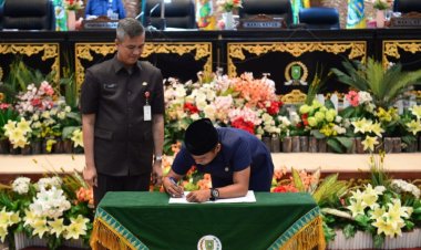 DPRD Riau Sahkan Perubahan Tatib Demi Perkuat Kinerja Legislatif