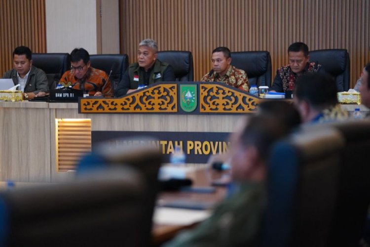 Pemprov Riau Tegaskan Relokasi TNTN Hanya untuk Warga Asli