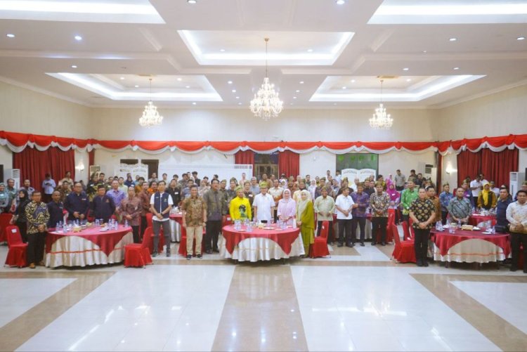 Gubernur Riau Kukuhkan IKA UNDIP Riau, Dorong Sinergi Pembangunan
