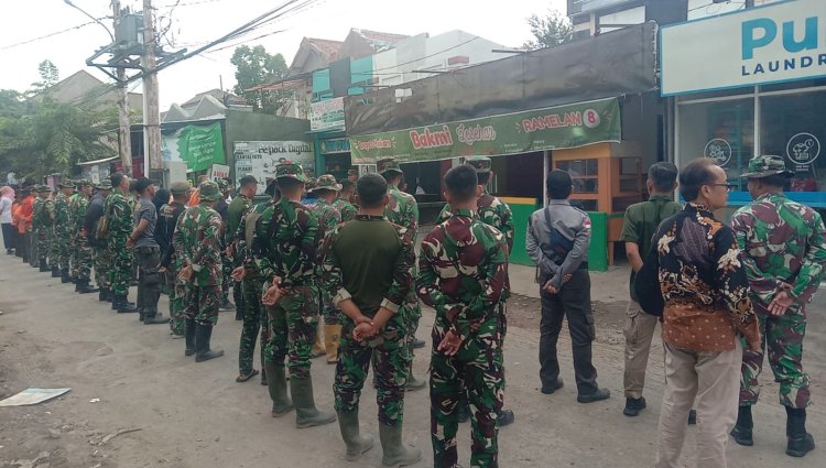 Pasiops TMMD Surakarta Tekankan Disiplin, Kesehatan & Sinergi Warga