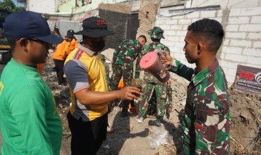 Teh Manis Satukan Satgas TMMD dan Warga Karangasem Surakarta