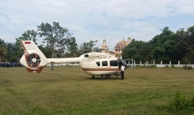 Menteri Pariwisata Resmi Buka Pacu Jalur 2025 di Tepian Narosa Teluk Kuantan