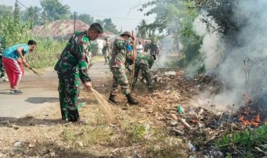 Babinsa Koramil Ampel dan Warga Gladaksari Kompak Gelar Kerja Bakti