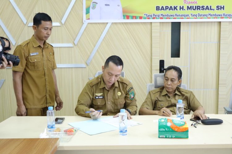 Pisah Sambut Kepala Diskominfotik Rohil: Indra Gunawan Serahkan Jabatan ke H. Mursal