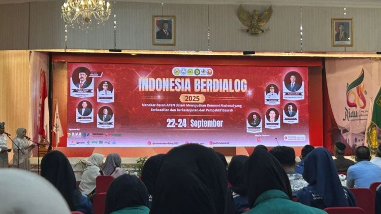 Pemprov Riau Dorong Mahasiswa Jadi Motor Pembangunan Lewat Indonesia Berdialog 2025