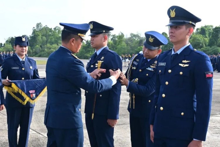135 Personel Lanud Roesmin Nurjadin Naik Pangkat di Pekanbaru