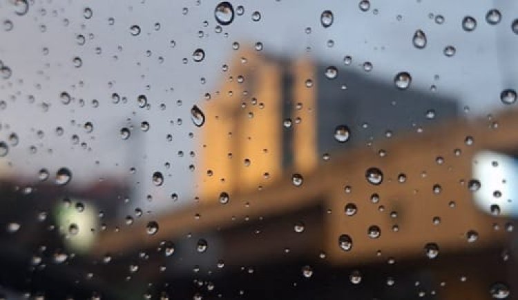 Waspada! Hujan Deras dan Petir Berpotensi Landa Riau Hari Ini