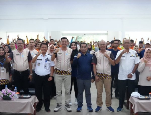Hardiknas 2026 Kuansing: Sekda Buka Lomba Senam Narosa Tingkat Kabupaten