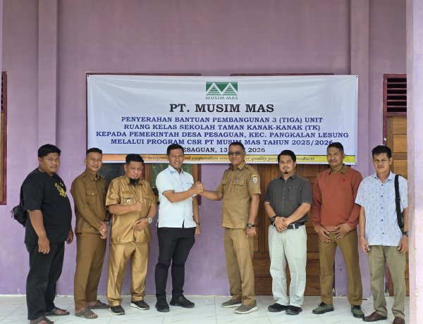 Peduli Pendidikan Usia Dini, PT Musim Mas Bangun Tiga Ruang Kelas TK di Desa Pesaguan