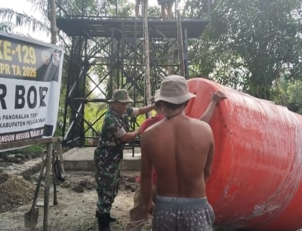 Kemanunggalan Air Bersih : Satgas TMMD Ke-129 Pacu Pembangunan Sumur Bor demi Pasokan Air Bersih Warga