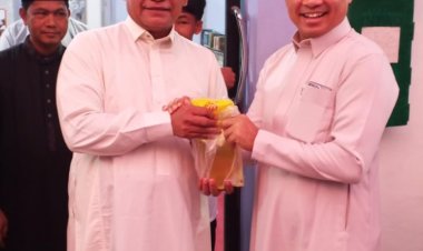 Wakil Bupati Pelalawan H Husni Tamrin Galakan Shalat Subuh Berjama'ah Dan Berbagi Sedekah