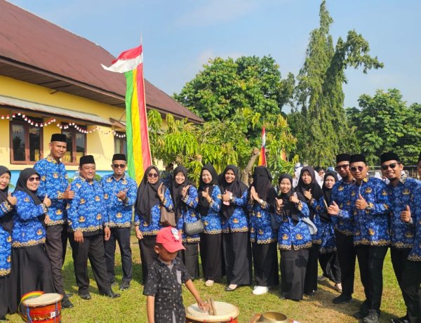 Abdullah Taufiq, Kepala SMK Negeri 1 Kampar yang Jadi Teladan Kedisiplinan